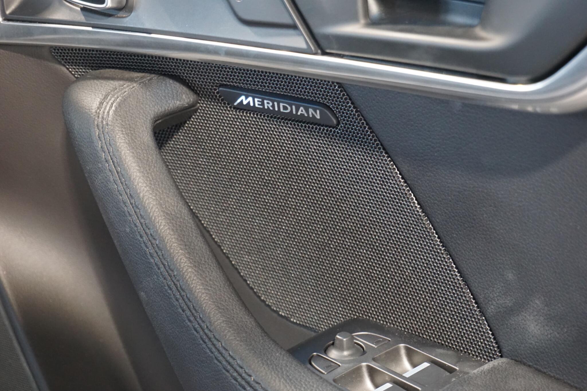 Jaguar F-Type 2.0i R-Dynamic Convertible 2dr Petrol Auto Euro 6 (s/s) (300 ps)